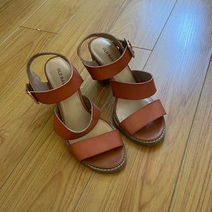 Summer heeled sandal